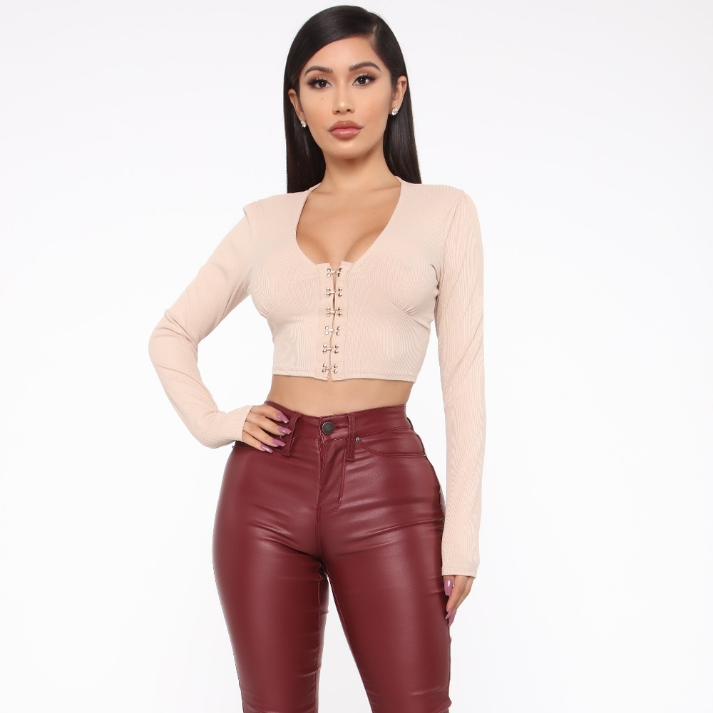 Crop Top - Picture 2 of 4